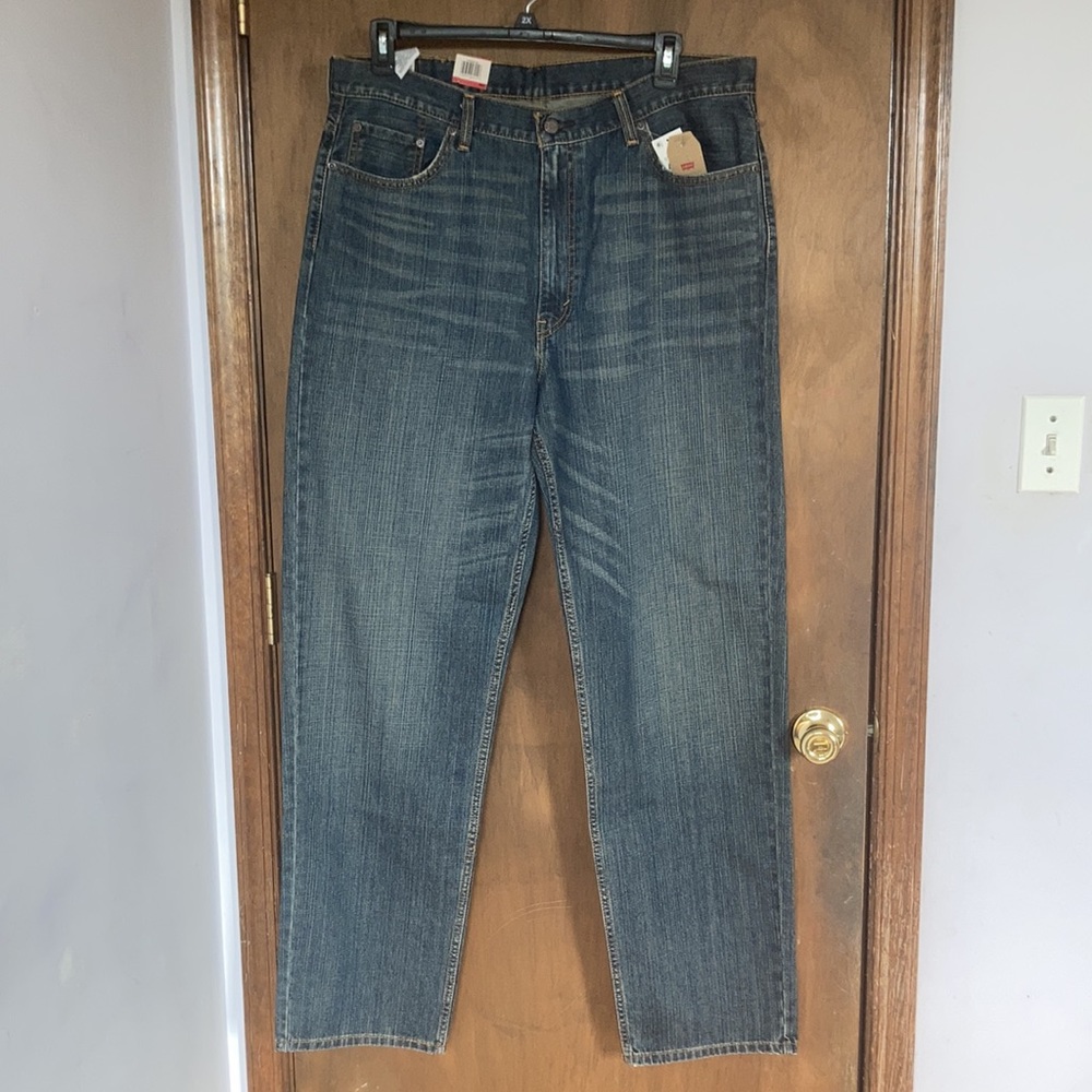 Relisted Levi’s 550 relaxed slight distressed jean tapered leg 40 X 36 big&tall - Picture 5 of 17